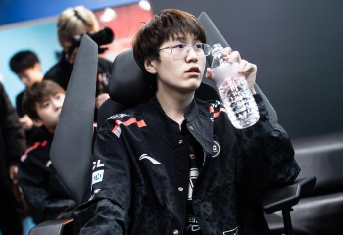 被专家们称 被专家们称